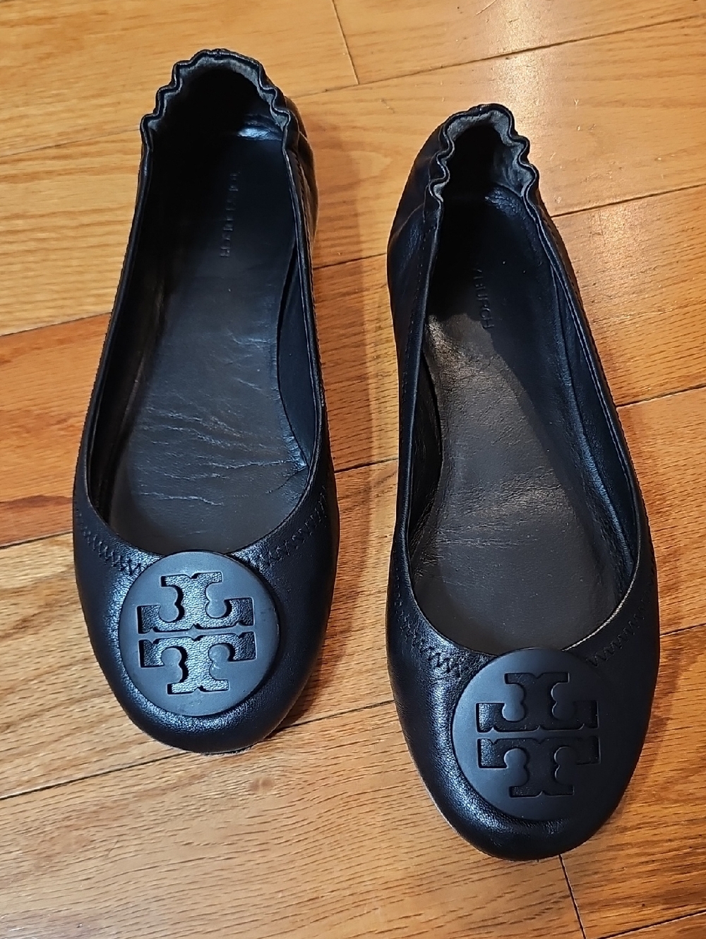 Tory Burch Black Leather Logo Ballet Flats